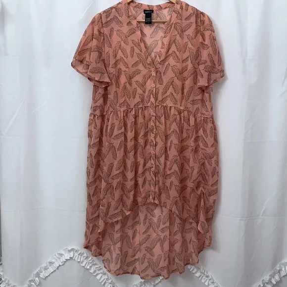 Women’s Torrid Size High-Low Sheer Blouse Size 1 (14/16) EUC - Picture 2 of 8